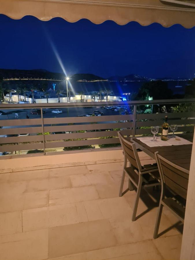 Varkiza Seafront Dream Appartment Extérieur photo